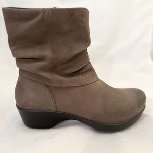 NWOT - Abeo BIO System Vesper Leather Mid- Calf Boots Women size 10